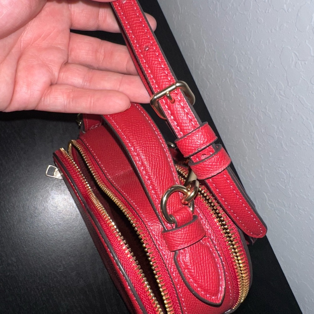 Coach 2023 Valentines Day Red Leather Heart Crossbody Bag LIMITED EDITION - Picture 11 of 11